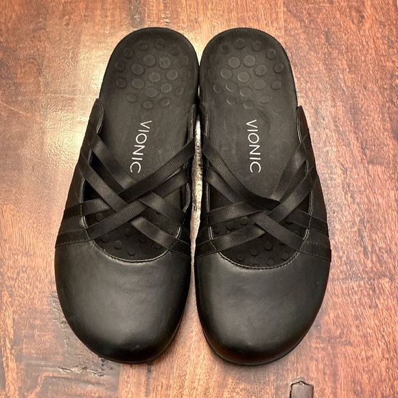 Vionic Claire Slip-on Mules • sz 9 US • Black - Picture 2 of 8